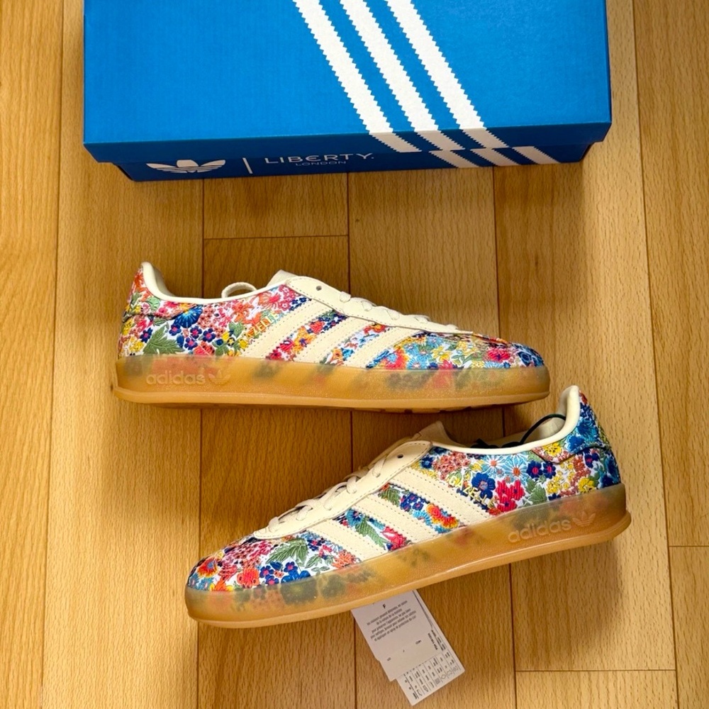 💐 ADIDAS GAZELLE INDOOR x LIBERTY LONDON 💐 - Picture 1 of 6